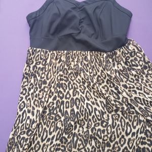 Cute leopard dress!